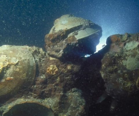 A portable X-ray gun identifies the origins of glazed ceramics found on an 800-year-old shipwreck